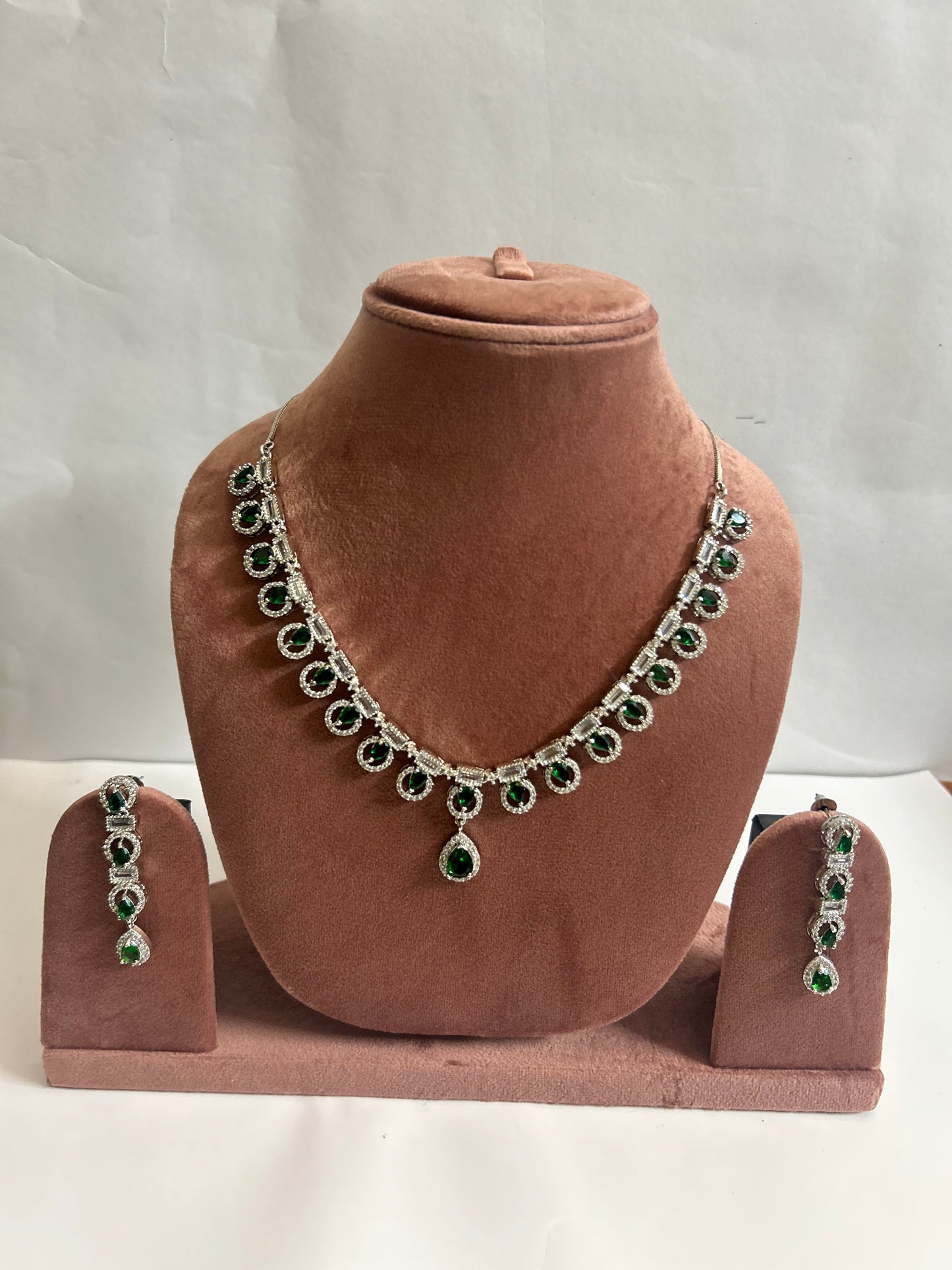 Sparkling Silver-Tone Necklace Set with Green Stones